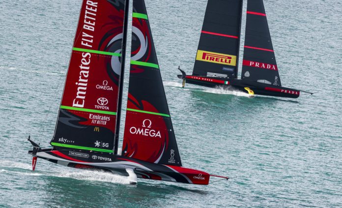 AC201219cb_21382 36th America’s Cup presented by Prada Race Day 3 Emirates Team New Zealand, Luna Rossa Prada Pirelli Team