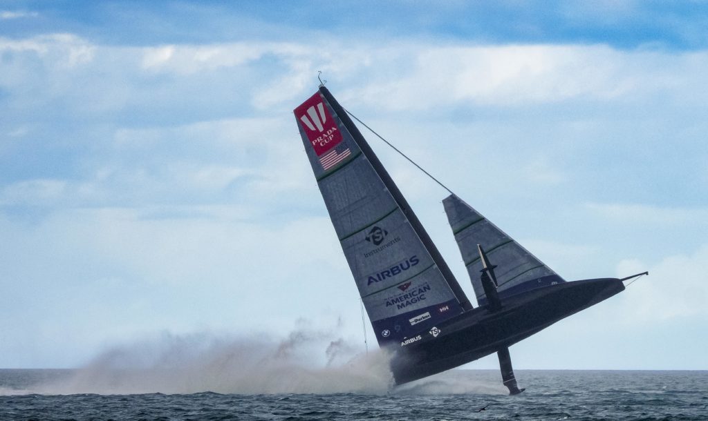 Chavirage AC75 American Magic Prada Cup
